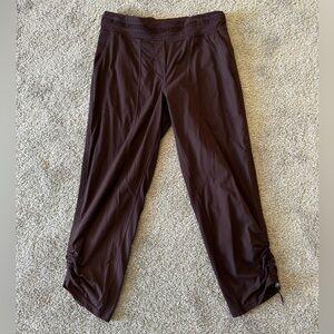 LuluLemon capri pant